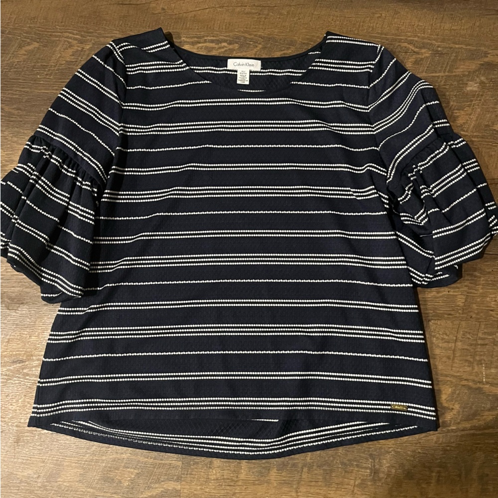 NAVY STRIPPED BLOUSE